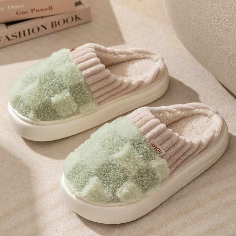 Plaid plush slippers for women with non-slip sole in various colours