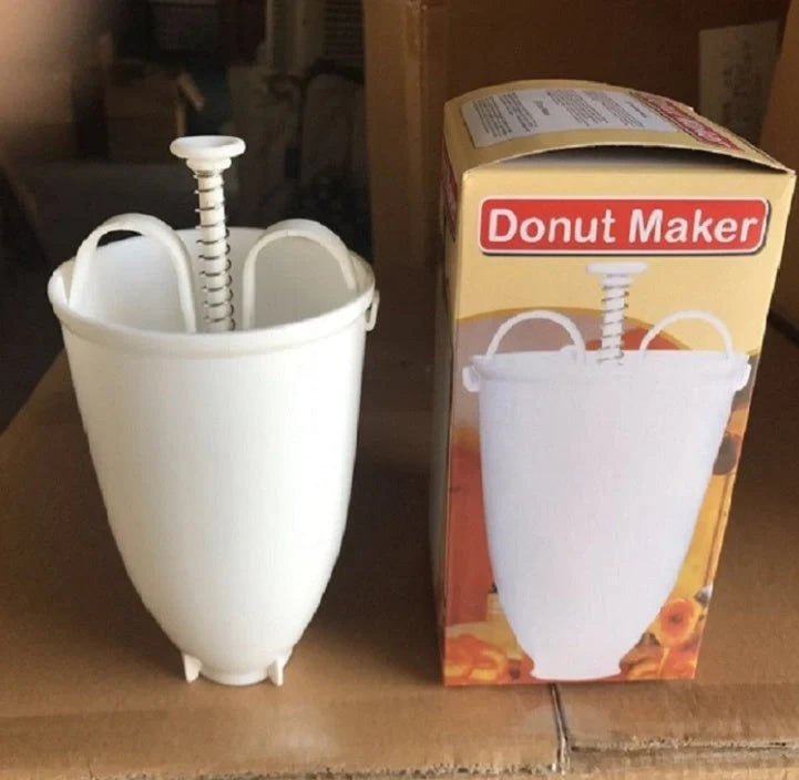 Compact plastic doughnut maker for home use, 9.5 cm diameter, 18 cm height