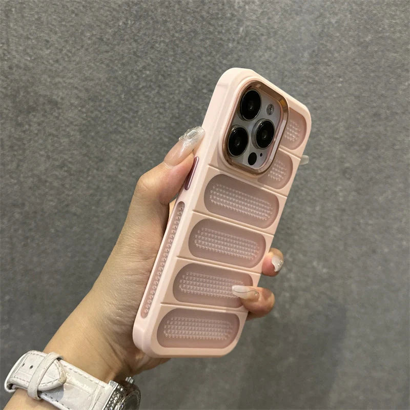 Breathable heat dissipation mesh case for ApplePhone with matte cooling metal lens ring