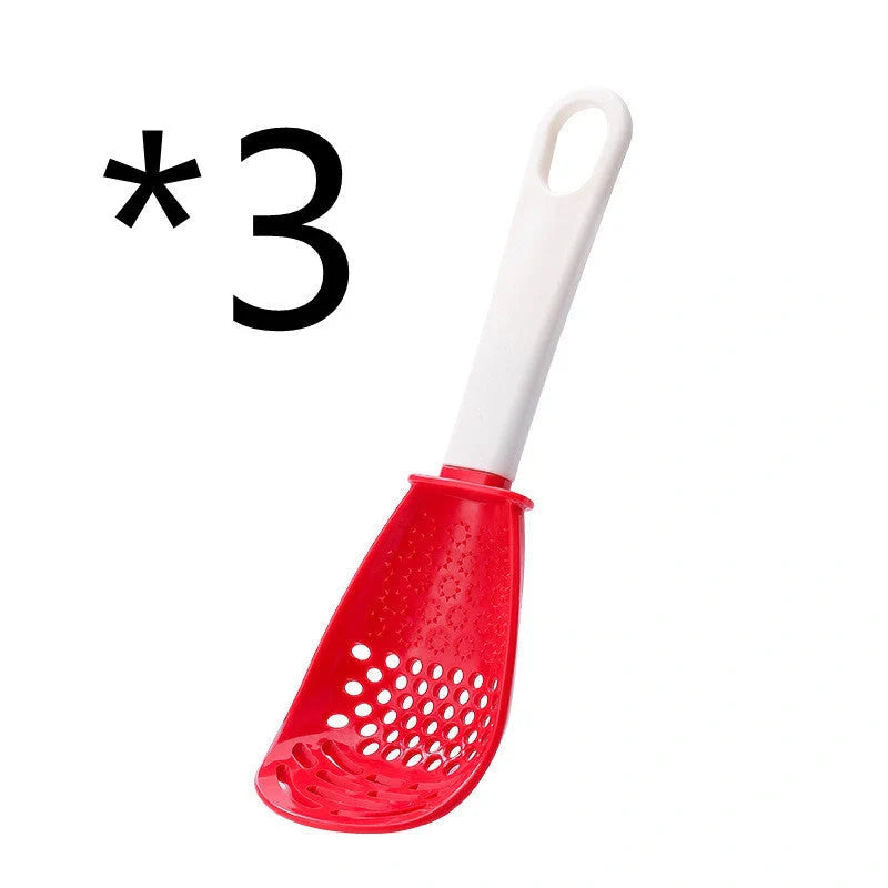 Versatile kitchen spoon for grinding, pressing, and stir-frying in red and black