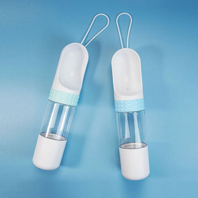 Portable dog water cup with one-click lock for outdoor travel
