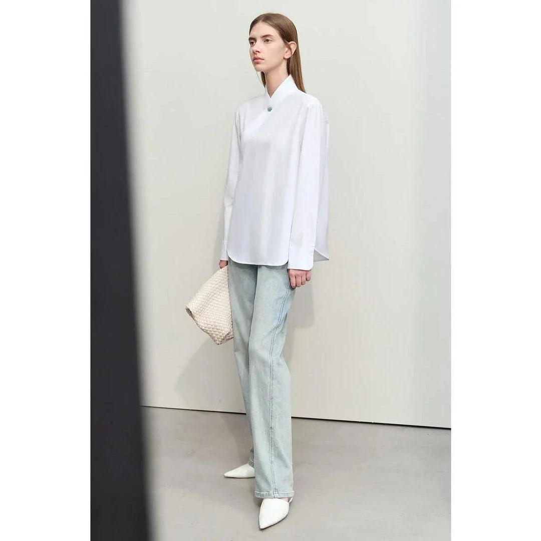 Elegant spring blouse with stand collar, floral pattern, and loose fit for women