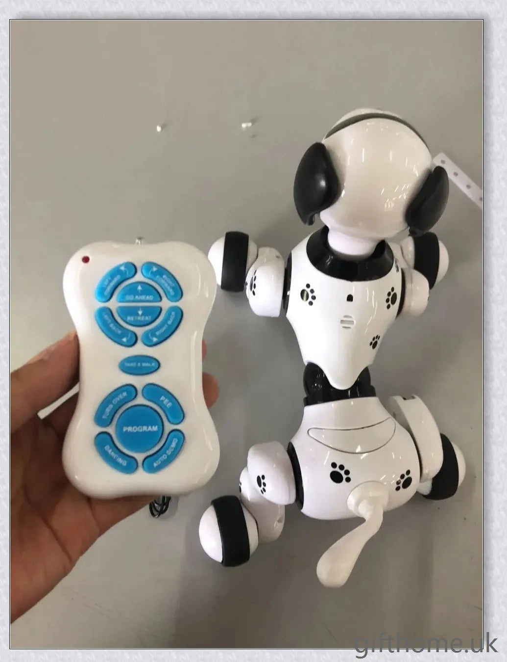 Chip Robot Intelligent Dog Toy - a high-tech, eco-friendly robotic pet for children's enjoyment and learning