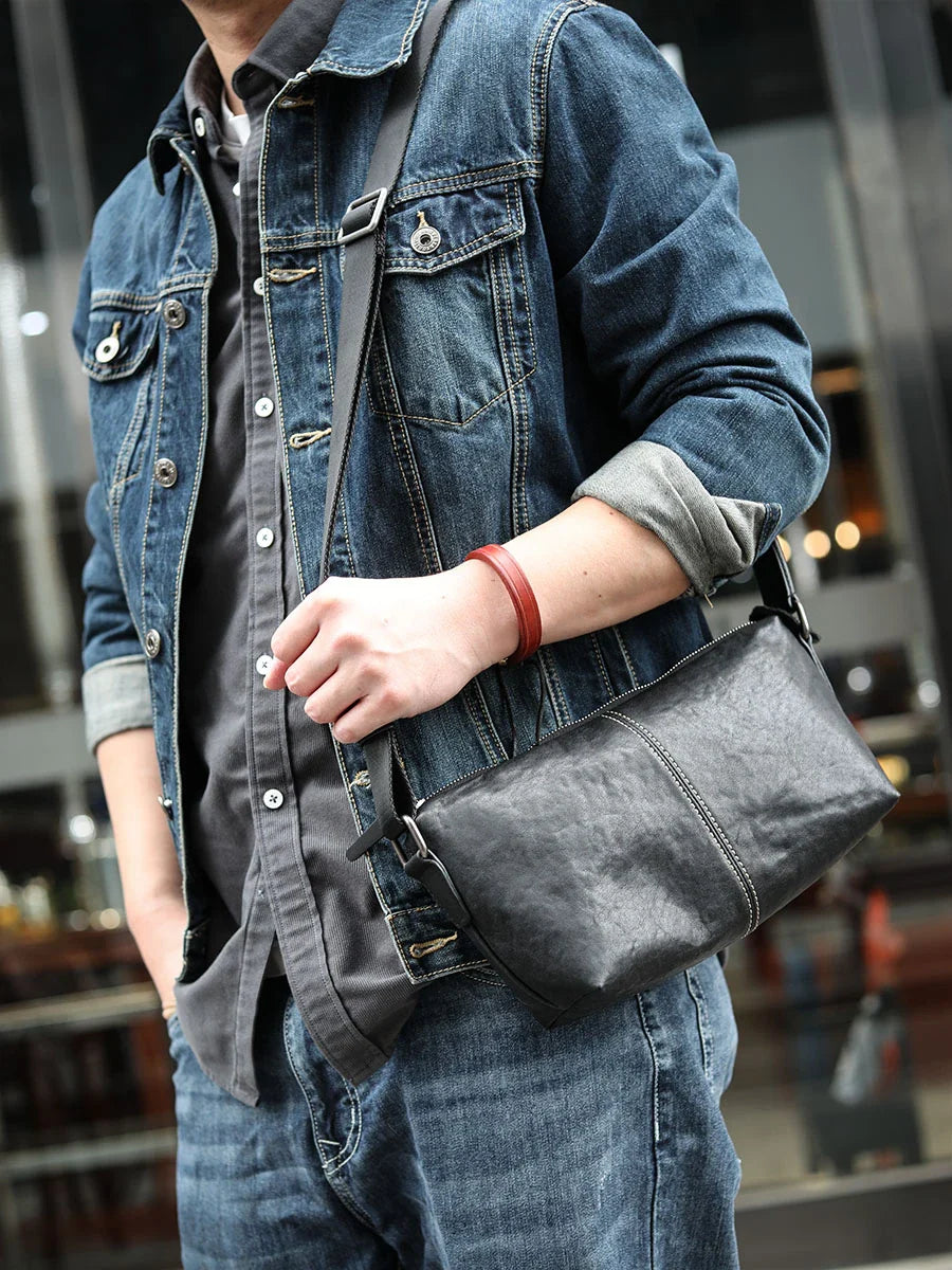 Premium light casual men's leather shoulder messenger bag with zipper closure and single strap
