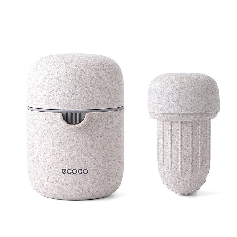Versatile manual fruit juicer made with wheat straw and PP plastic, capable of juicing a variety of citrus and soft fruits