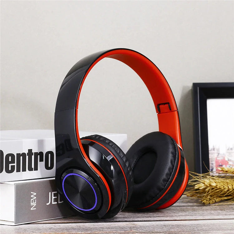Portable wireless headphones with strong bass and noise cancelling in various colours