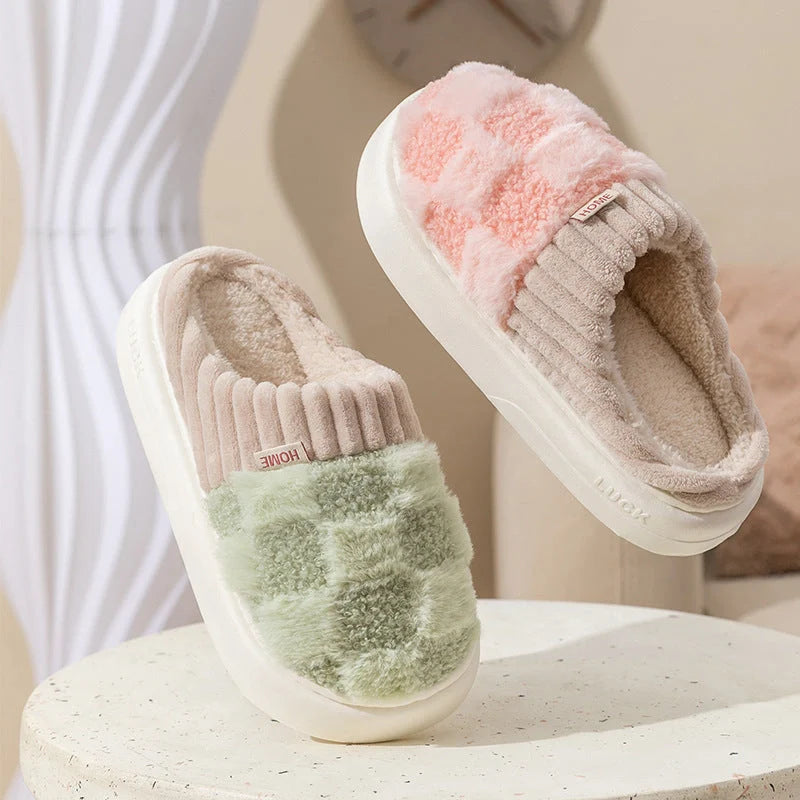 Plaid plush slippers for women with non-slip sole in various colours