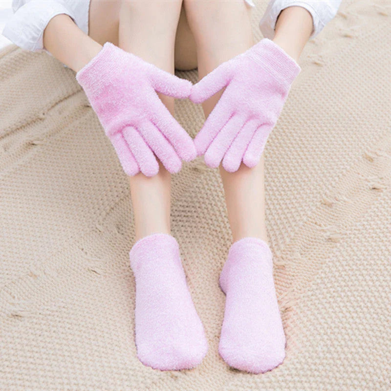 Premium hand and foot masks with gel lining and nourishing vitamins for soft, smooth skin