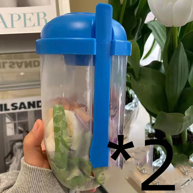 Modern minimalist salad cup with fork and cover in four colours, 1000ml capacity