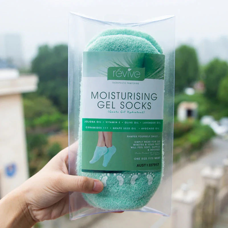 Premium hand and foot masks with gel lining and nourishing vitamins for soft, smooth skin