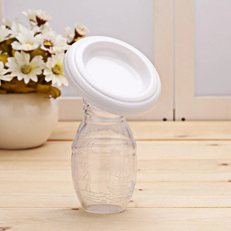Premium silicone breast pump with large 85mm opening, designed for discreet and comfortable milk collection