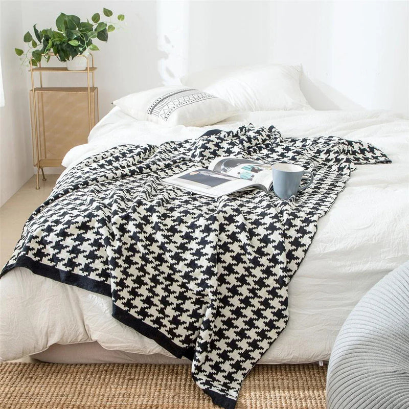GiftHome UK Classic Houndstooth Plaid Cotton Knitted Blanket