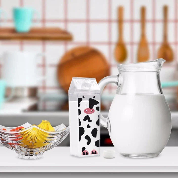 Colourful cartoon animal patterned water bottle made of durable ABS material