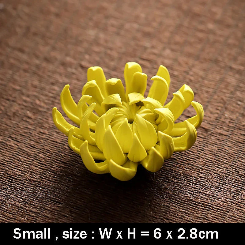 Elegant ceramic incense burner with chrysanthemum design, available in white and yellow colours and three sizes