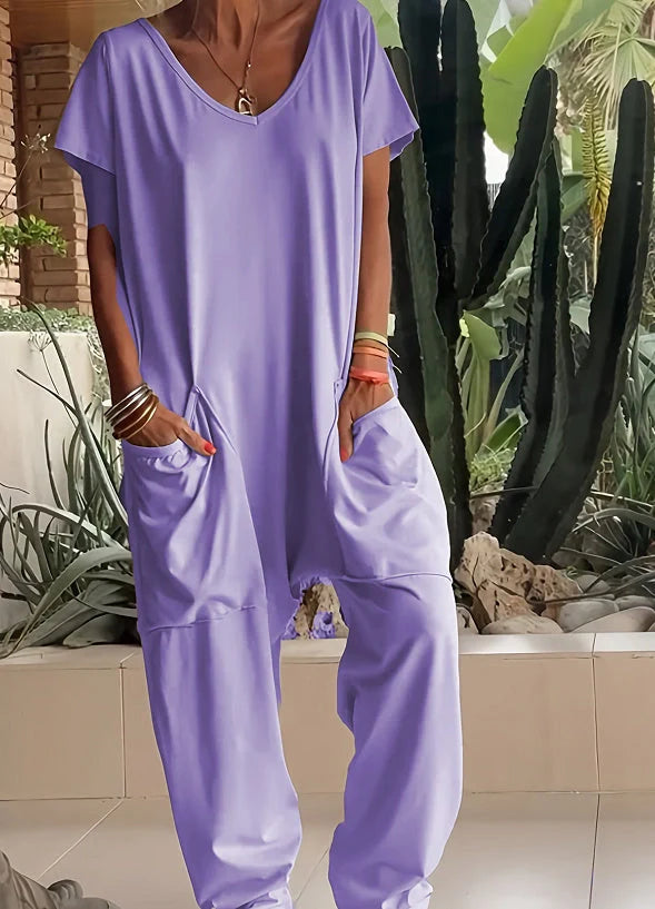 V-neck oversized pocket jumpsuit in solid colours for street fashion