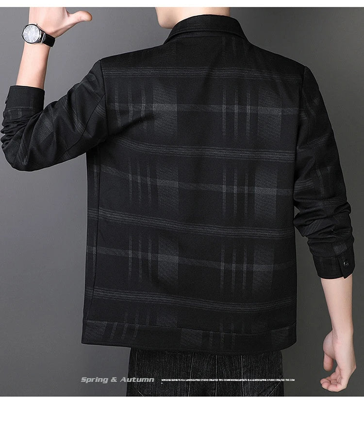A stylish men's turn-down collar coat in a classic plaid design, perfect for autumn and winter wear.