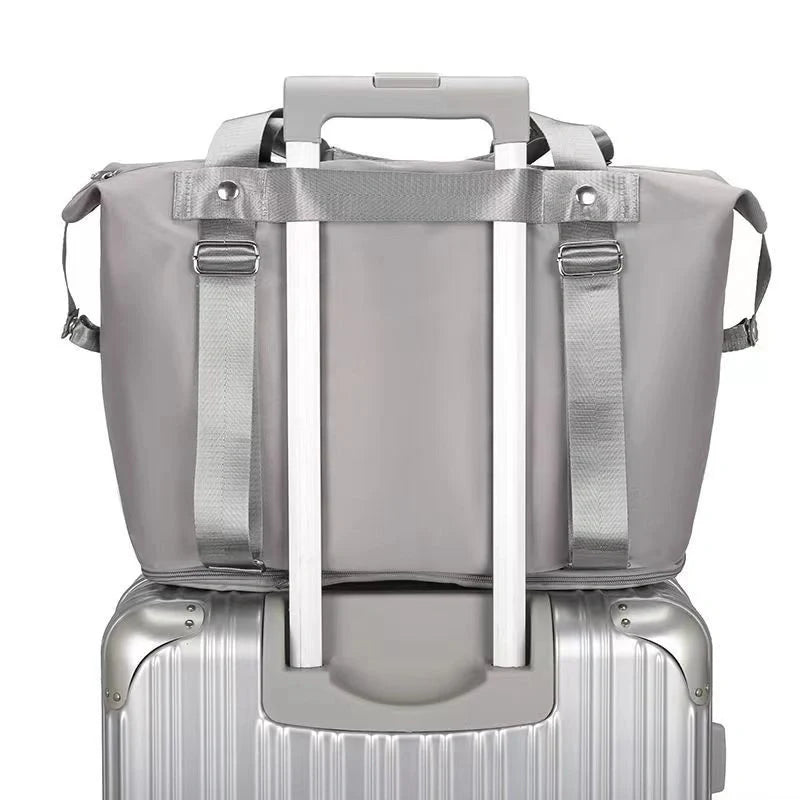 Folding travel bag for women in various colours, lightweight and durable Oxford cloth