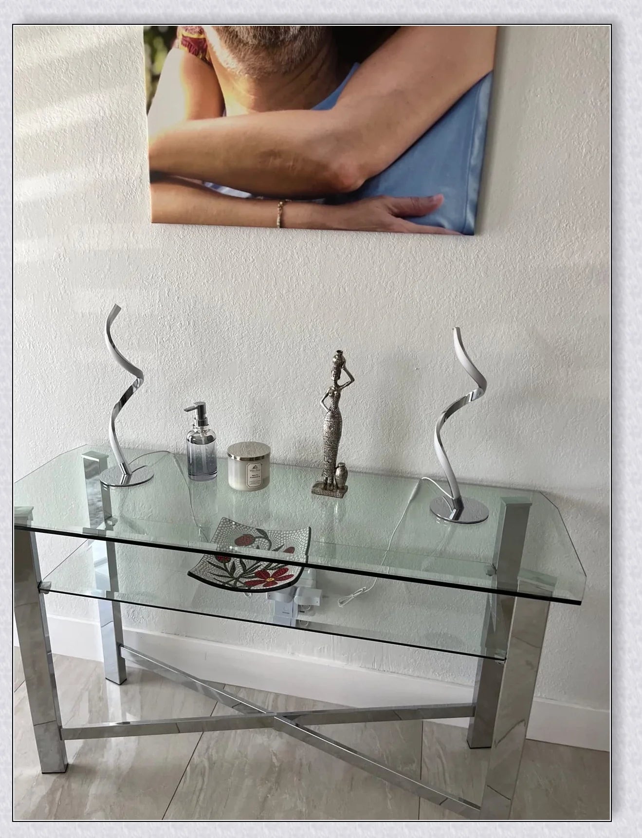 Stylish modern spiral table lamp with adjustable brightness and three colour modes