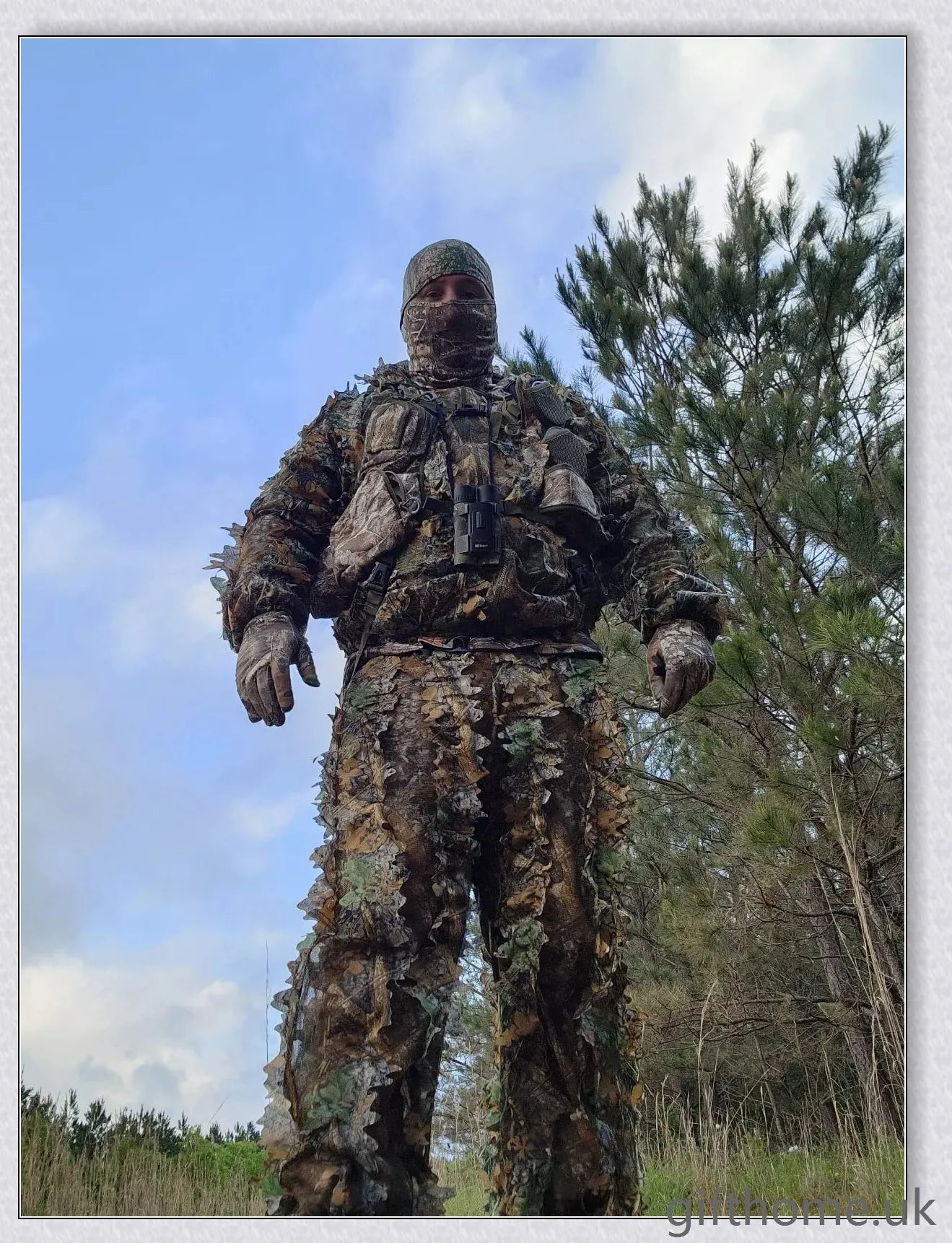 Ghillie Camouflage Camo Suit with 3D leaf pattern for seamless blending in natural environments