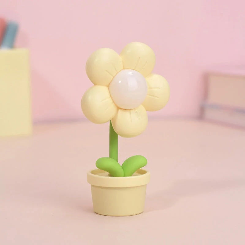 Mini Flower Night Lamp with warm LED light and cute flower design
