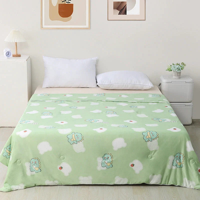 Machine washable ice silk thin quilt with cool feeling fabric in various colors and sizes