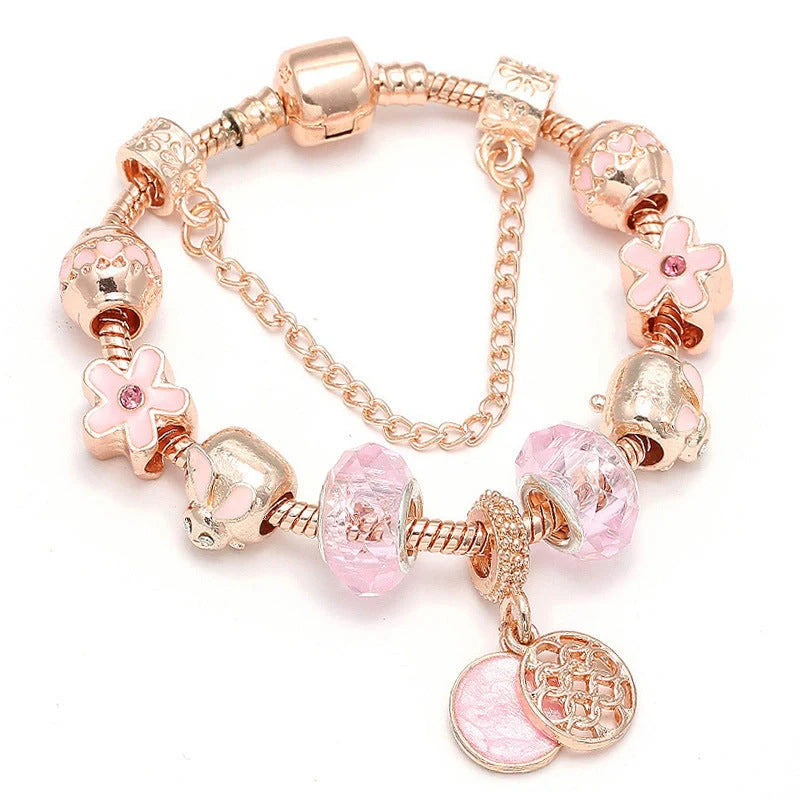 Elegant rose gold geometric bracelet with a stylish and modern design, perfect for daily wear or special occasions.