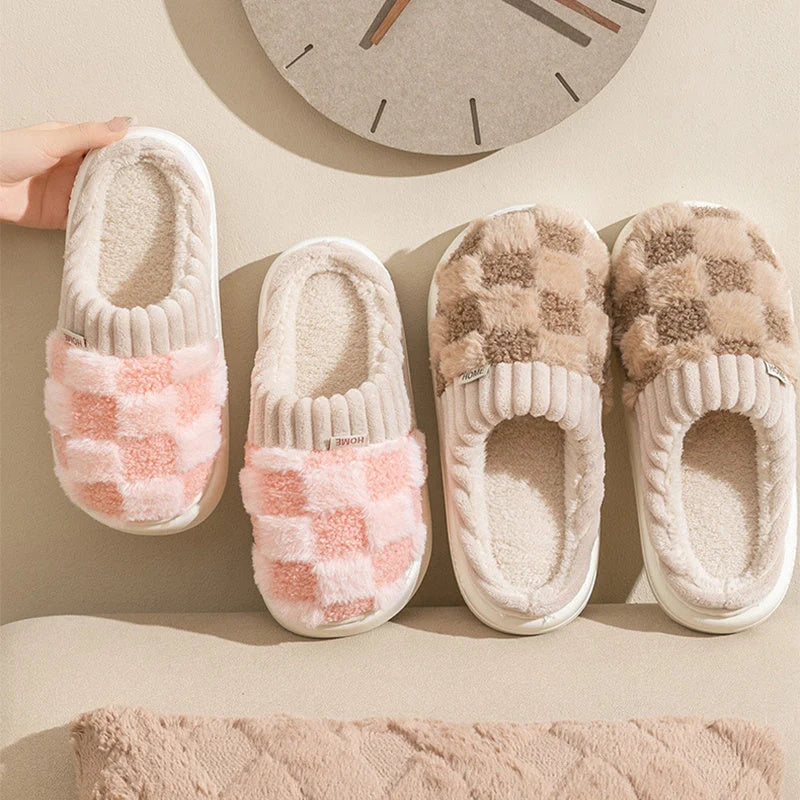 Plaid plush slippers for women with non-slip sole in various colours