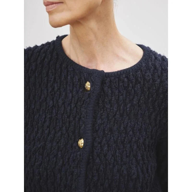 Elegant O-Neck Knitted Cardigan for Women in beige and navy blue colours, featuring a classic single-breasted silhouette and convenient front pockets