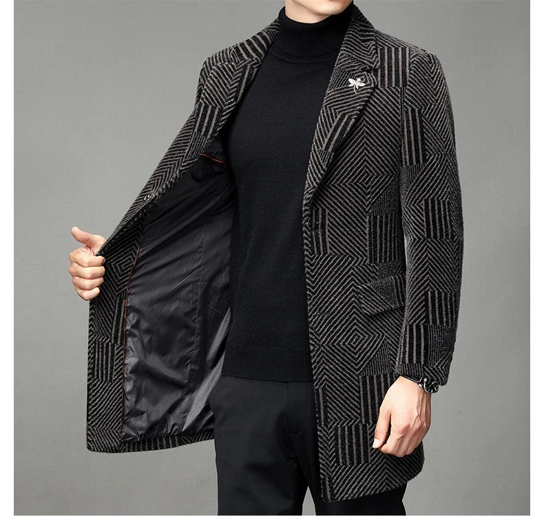 Men's windbreaker coat with striped pattern in various colour options, perfect for autumn and winter weather in the UK.