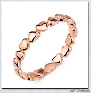 Elegant 925 sterling silver heart-shaped ring with a lustrous finish, perfect for any occasion