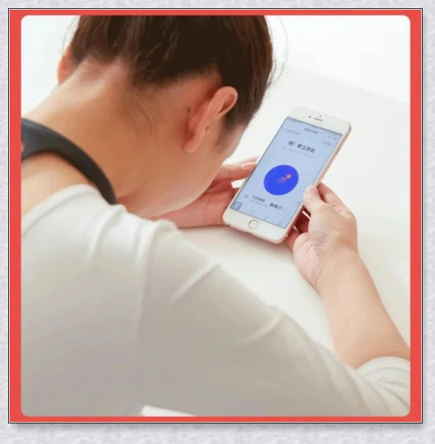 Smart Posture Corrector Device with Bluetooth connectivity and customisable settings for improved body alignment and reduced pain