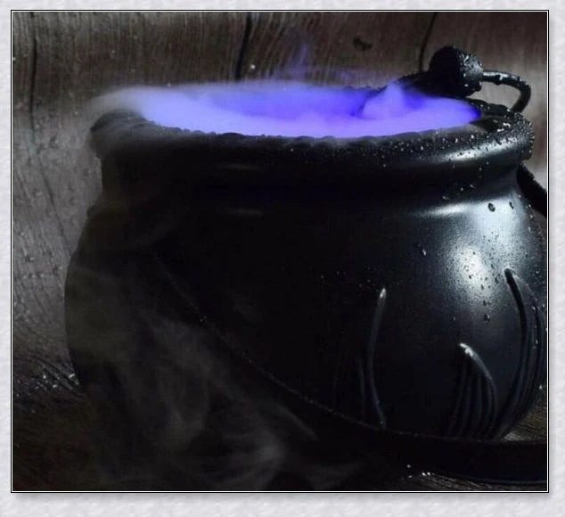 Halloween Witch Pot Smoke Machine Mist Maker with colourful LED lighting and mesmerising mist effect