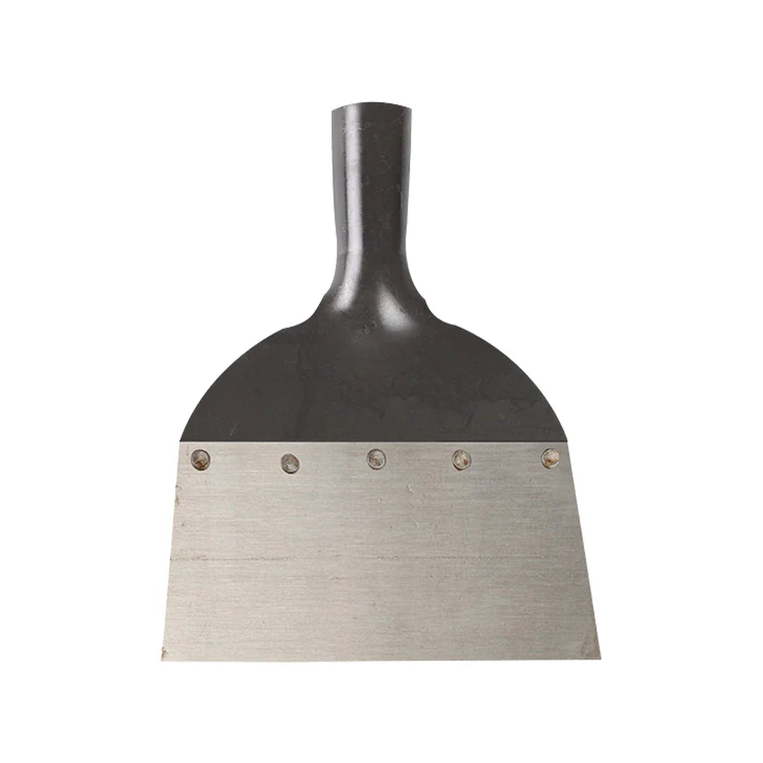Multifunctional heavy-duty garden cleaning shovel made from manganese steel with a flat head design for efficient scraping and lifting