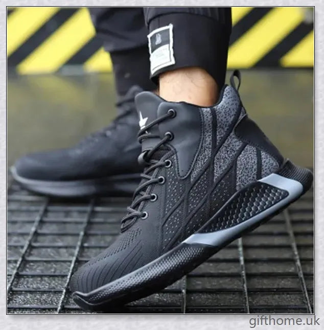 Anti-smashing and anti-piercing work boots with reinforced steel plate and durable flying weave upper