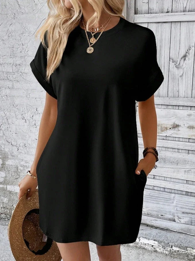 Trendha Loose Short Sleeve Dress with Pockets - Casual Solid Colour Round Neck Straight Dress for Women