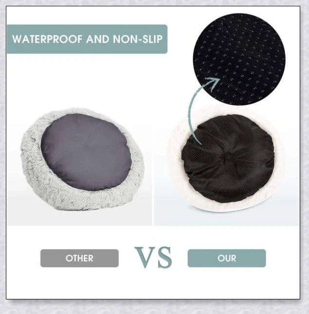 Round and raised cat marshmallow bed in white and grey colours, designed to promote healthy and restful sleep for cats