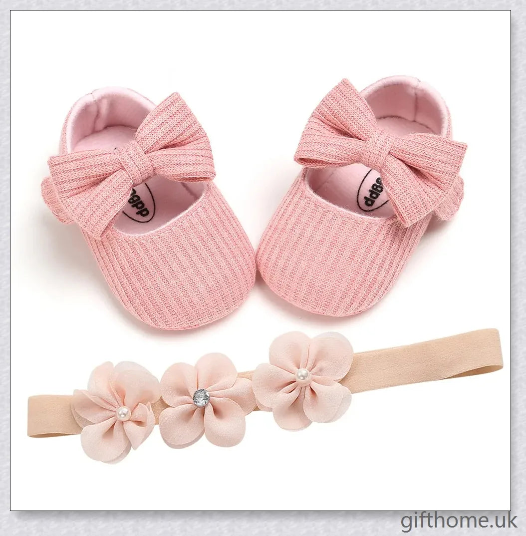 Adorable baby butterfly toddler shoes in a classic casual design, featuring a Velcro closure and soft cotton material for comfortable all-day wear.