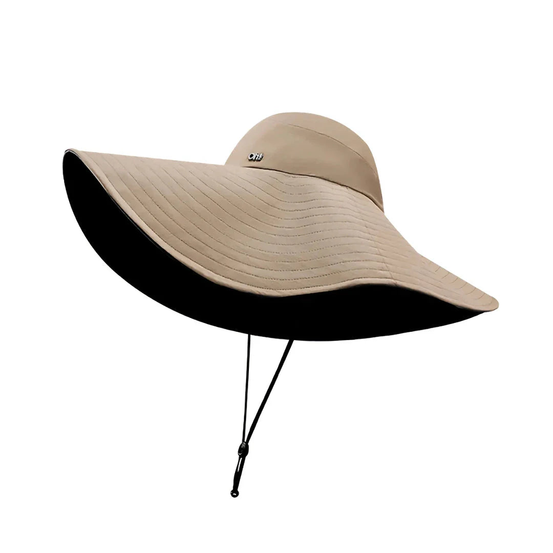 Large Brim Beach Cap with waterproof, quick-drying fabric and 17cm oversized brim for comprehensive sun protection