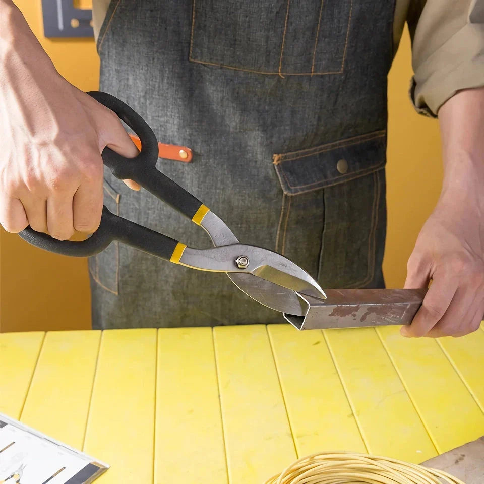 Trendha's multi-functional metal cutting shears with a premium carbon steel blade for precise and efficient metalworking in the UK
