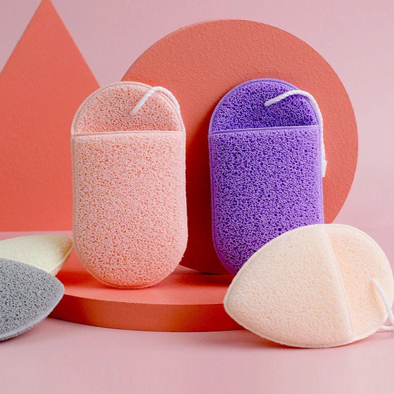 Trendha Natural Exfoliating Face Wash Puff - Soft, skin-friendly sponge material for a deep, refreshing clean