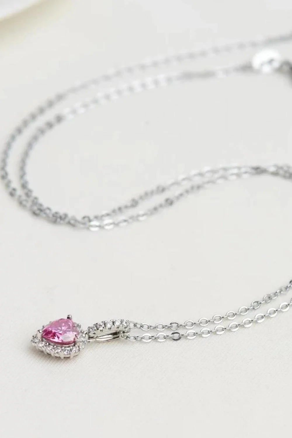 Stunning 1 carat moissanite heart pendant necklace in 925 sterling silver and platinum-plating