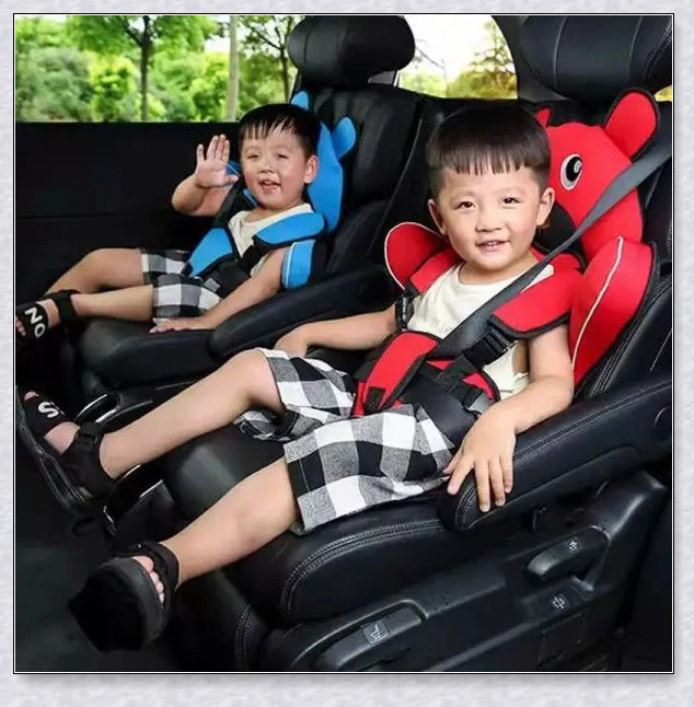Portable Children's Car Seat with adjustable headrest and shoulder straps, designed for safe and comfortable car travel from 6 months to 12 years old.