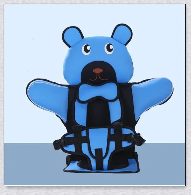 Portable Children's Car Seat with adjustable headrest and shoulder straps, designed for safe and comfortable car travel from 6 months to 12 years old.