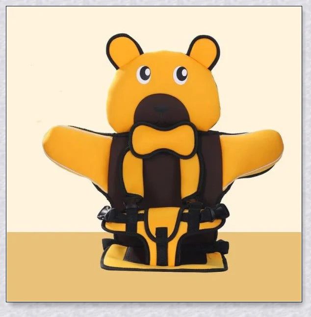 Portable Children's Car Seat with adjustable headrest and shoulder straps, designed for safe and comfortable car travel from 6 months to 12 years old.