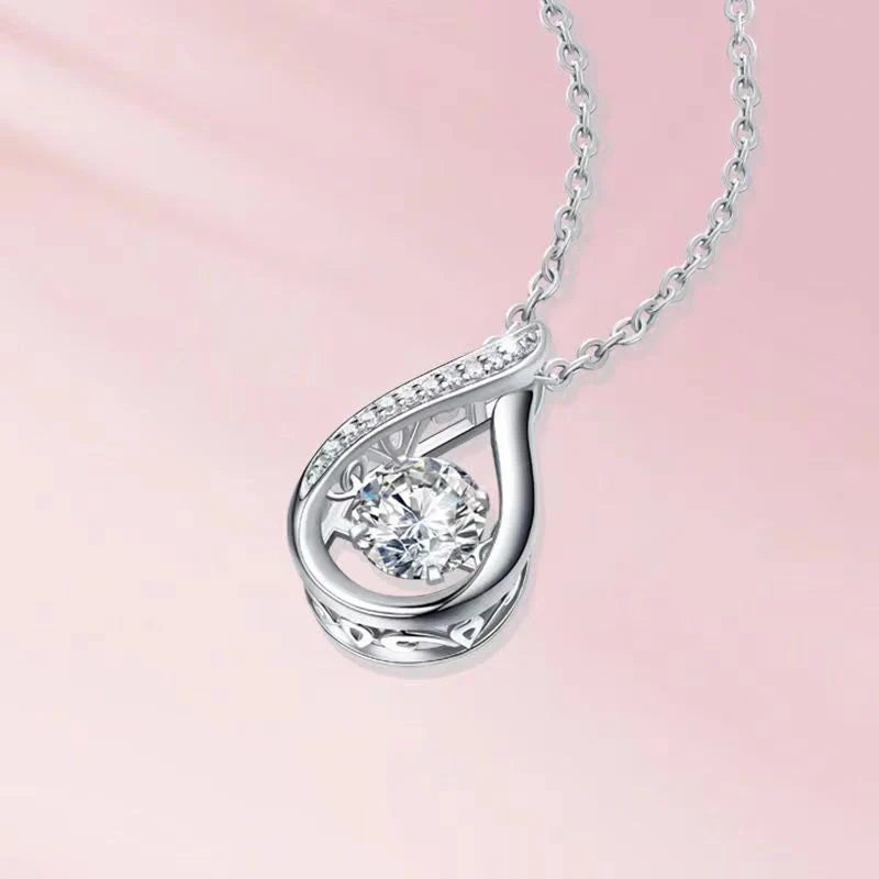 Elegant 925 silver drop-shaped necklace with white gold or moissanite finish
