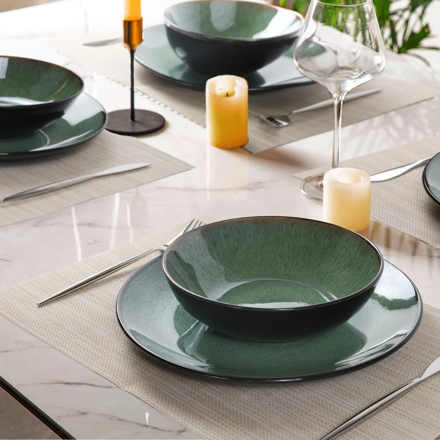 Elegant ceramic steak plate set, perfect for any dining occasion.