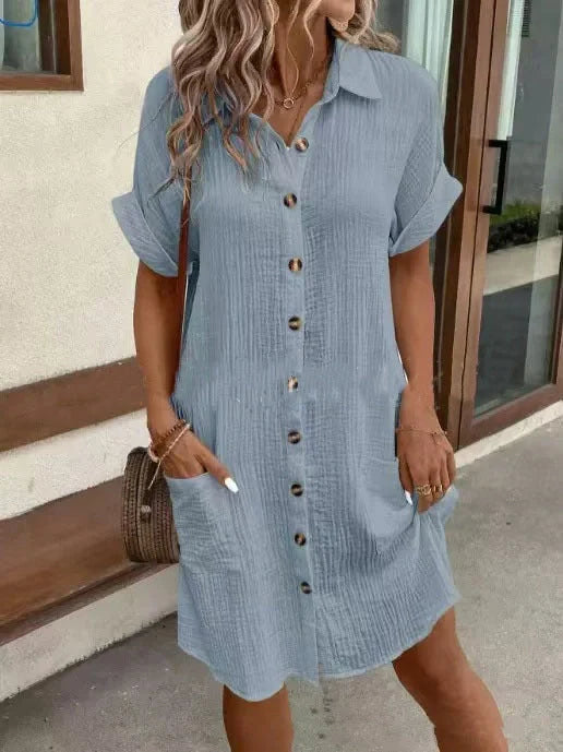Stylish midi dress with short sleeves, made of premium polyester fabric and available in a range of colours