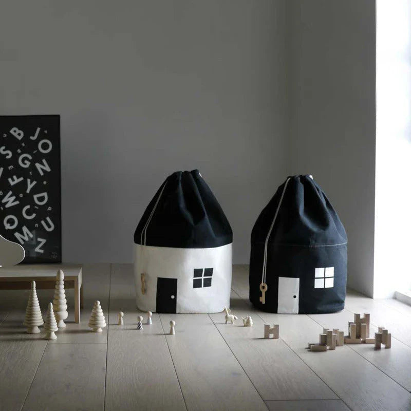 Cotton canvas storage bag with house design for storing kids' toys, clothes, and other items in their room