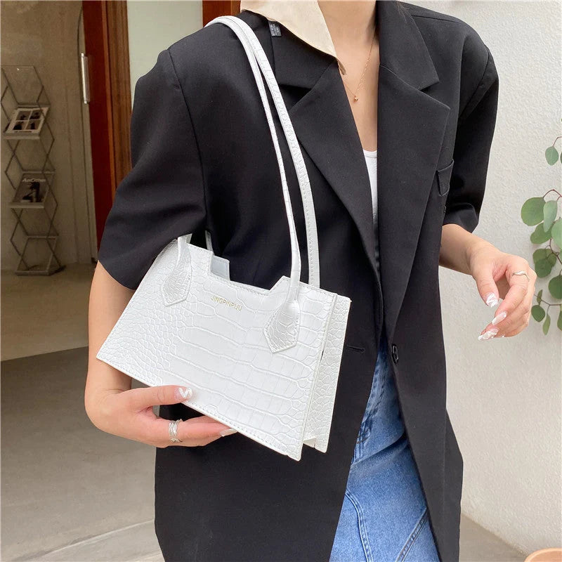 Stylish PU small square shoulder bag in crocodile pattern for spring and summer