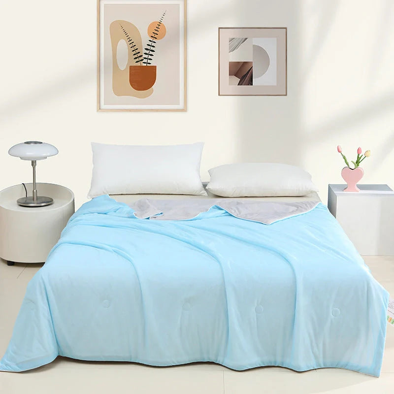 Machine washable ice silk thin quilt with cool feeling fabric in various colors and sizes